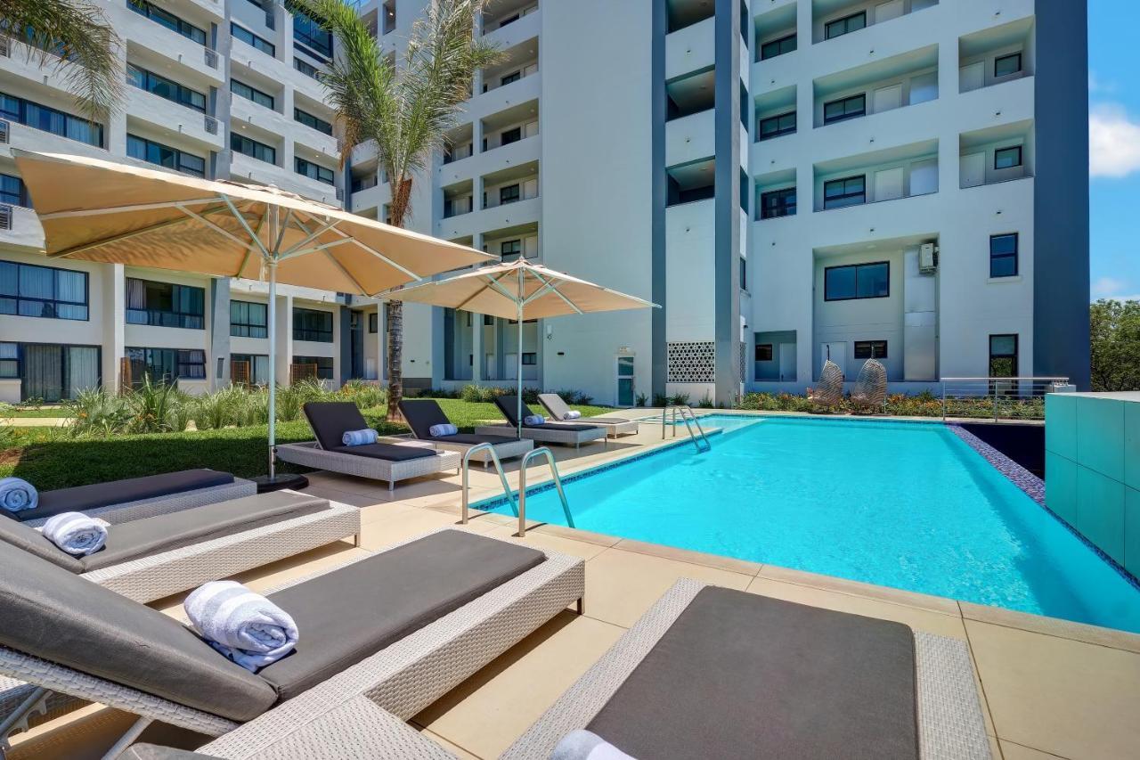 The Regency Apartment Hotel Menlyn Pretoria-Noord Extérieur photo