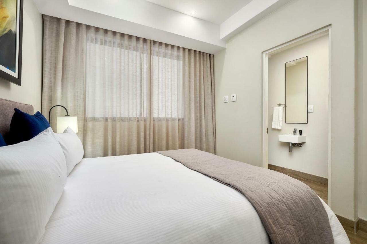 The Regency Apartment Hotel Menlyn Pretoria-Noord Extérieur photo