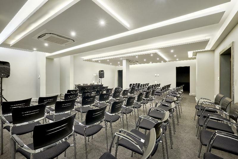 The Regency Apartment Hotel Menlyn Pretoria-Noord Extérieur photo